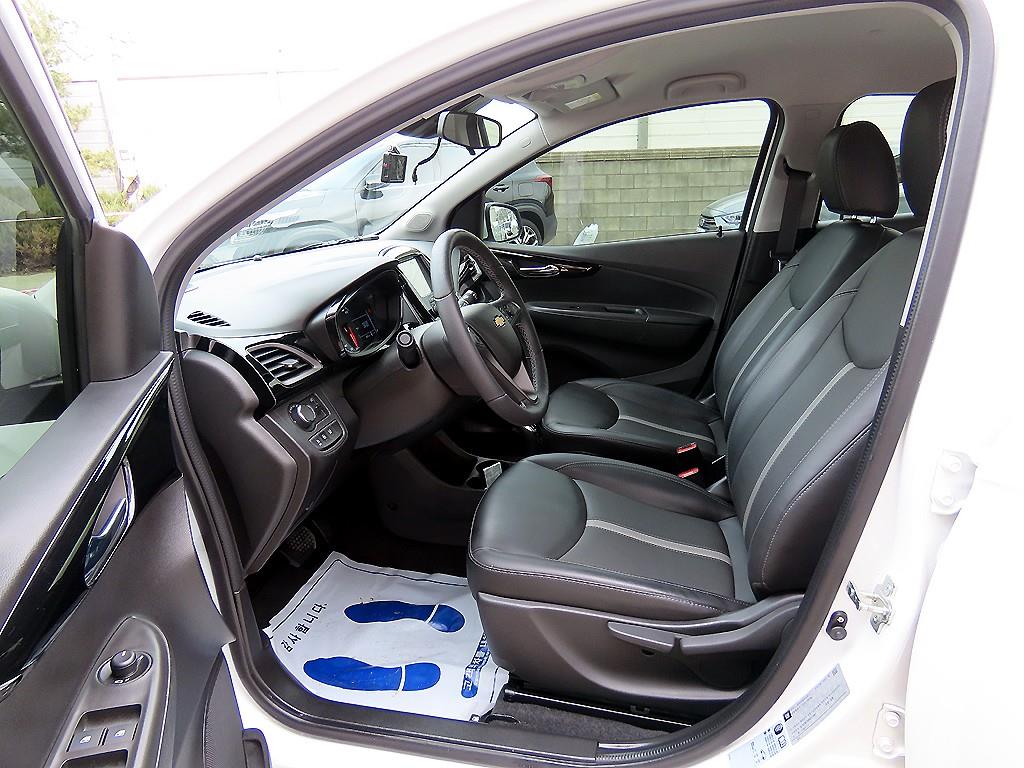 Chevrolet Spark - Vista 5