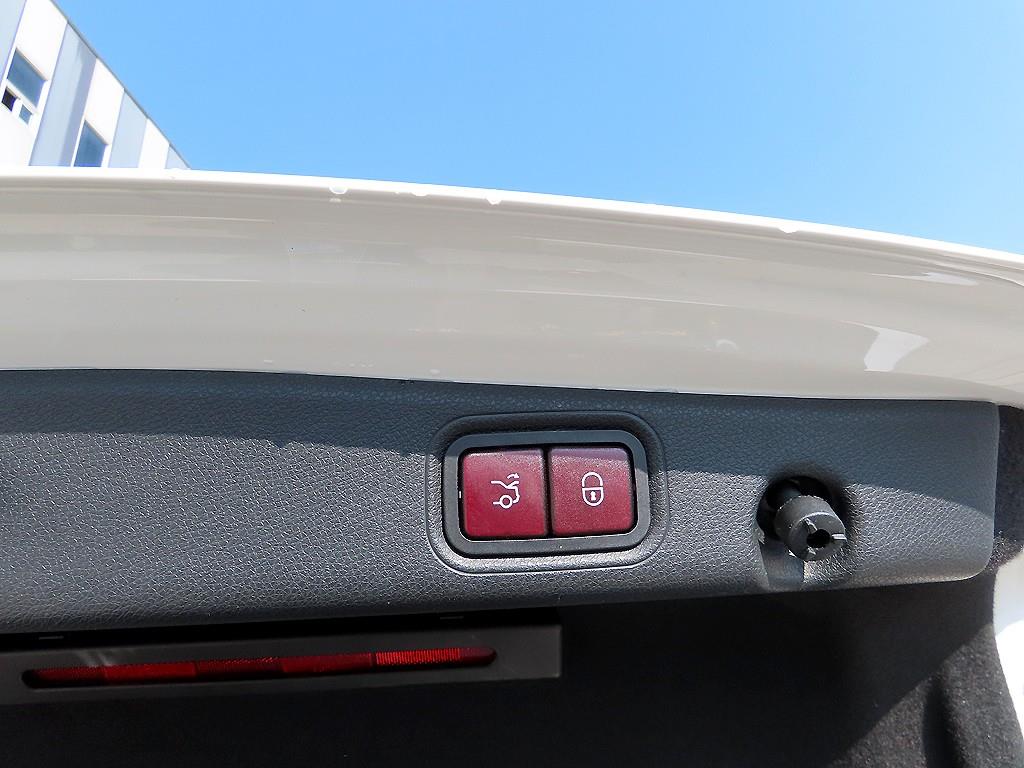 Mercedes Benz E class 2021 Blanco - Importación desde Corea - HF Imports Iquique - Foto 15