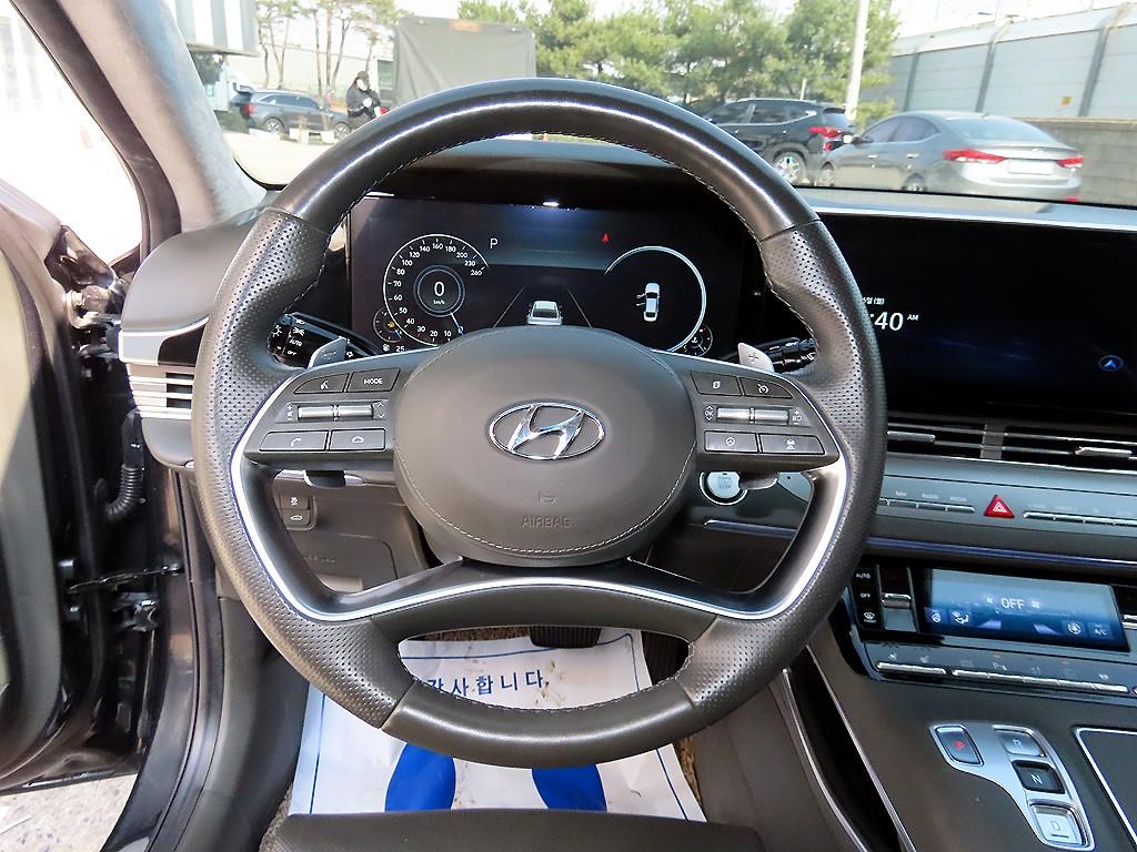 HYUNDAI Grandeur - Vista 8