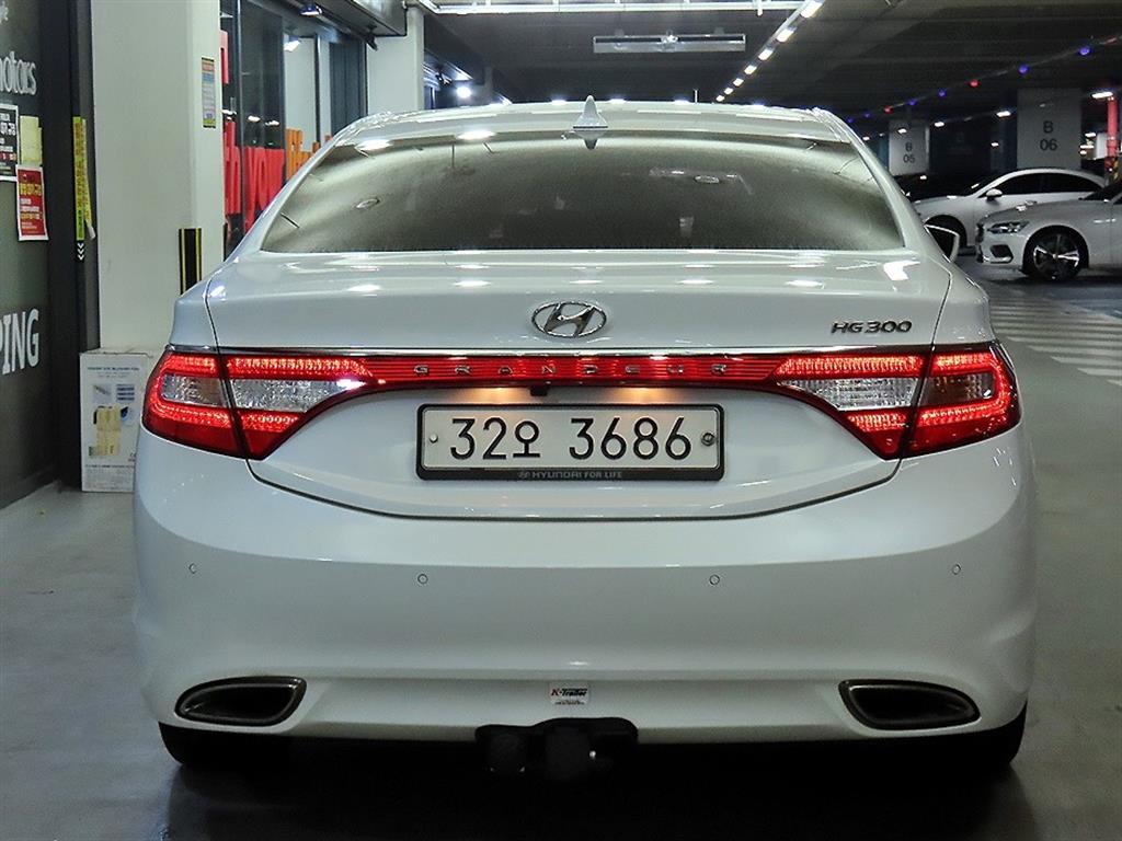 HYUNDAI Grandeur - Vista 5