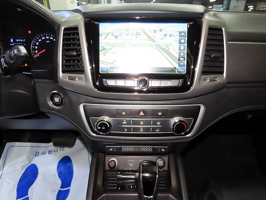 Ssangyong Rexton - Vista 11