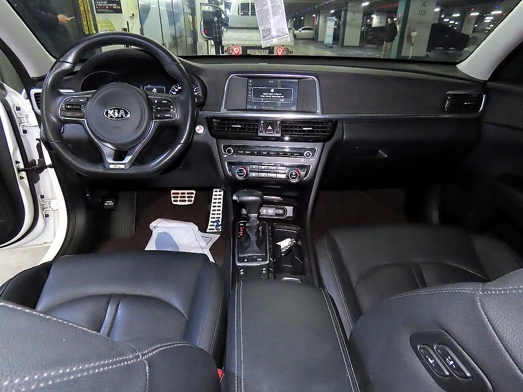 KIA K5 - Vista 10