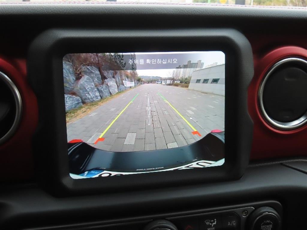 Jeep Gladiator 2021 Blanco - Importación desde Corea - HF Imports Iquique - Foto 9