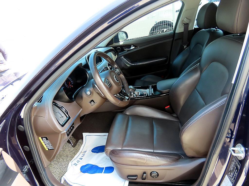 KIA Stinger - Vista 5