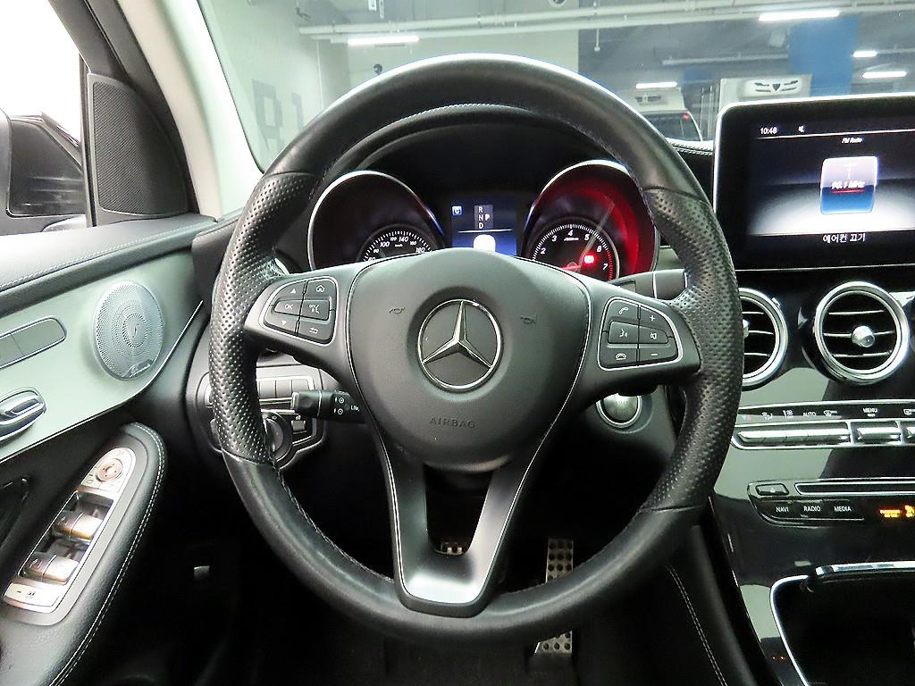 Mercedes Benz GLC Class - Vista 7
