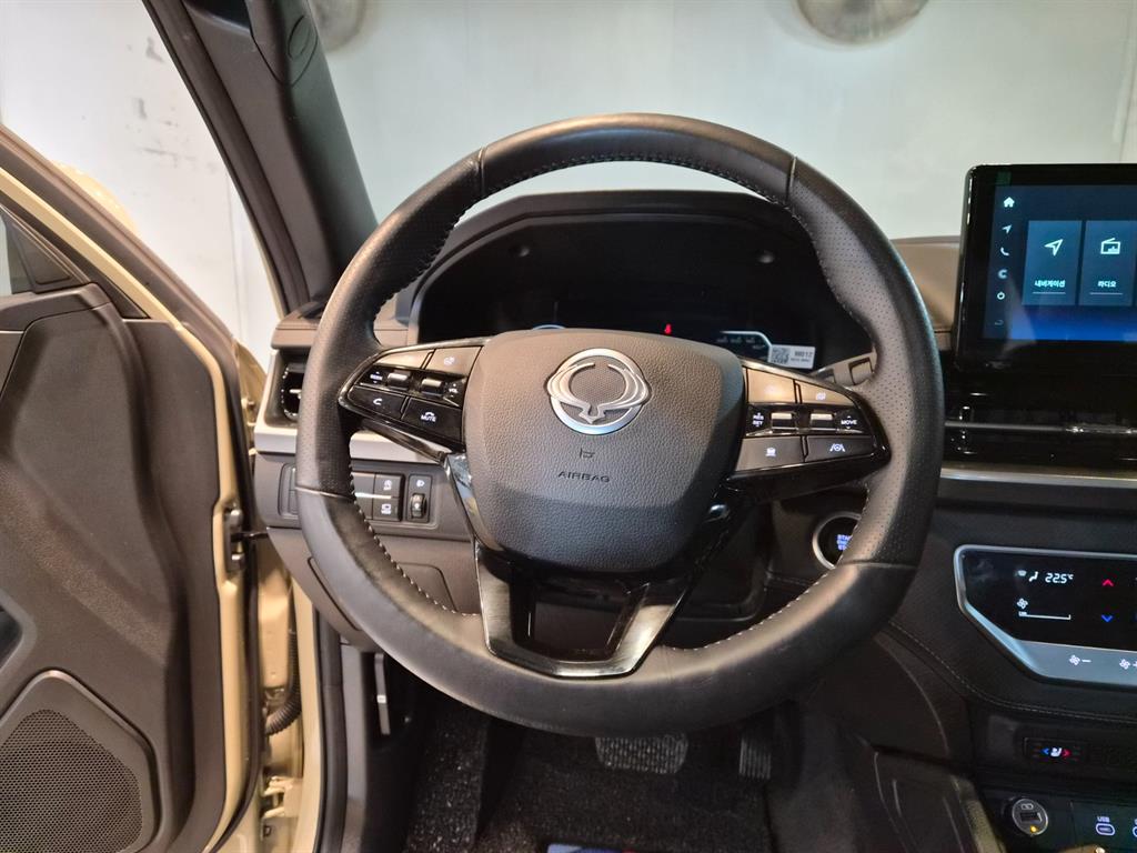 Ssangyong Rexton - Vista 9