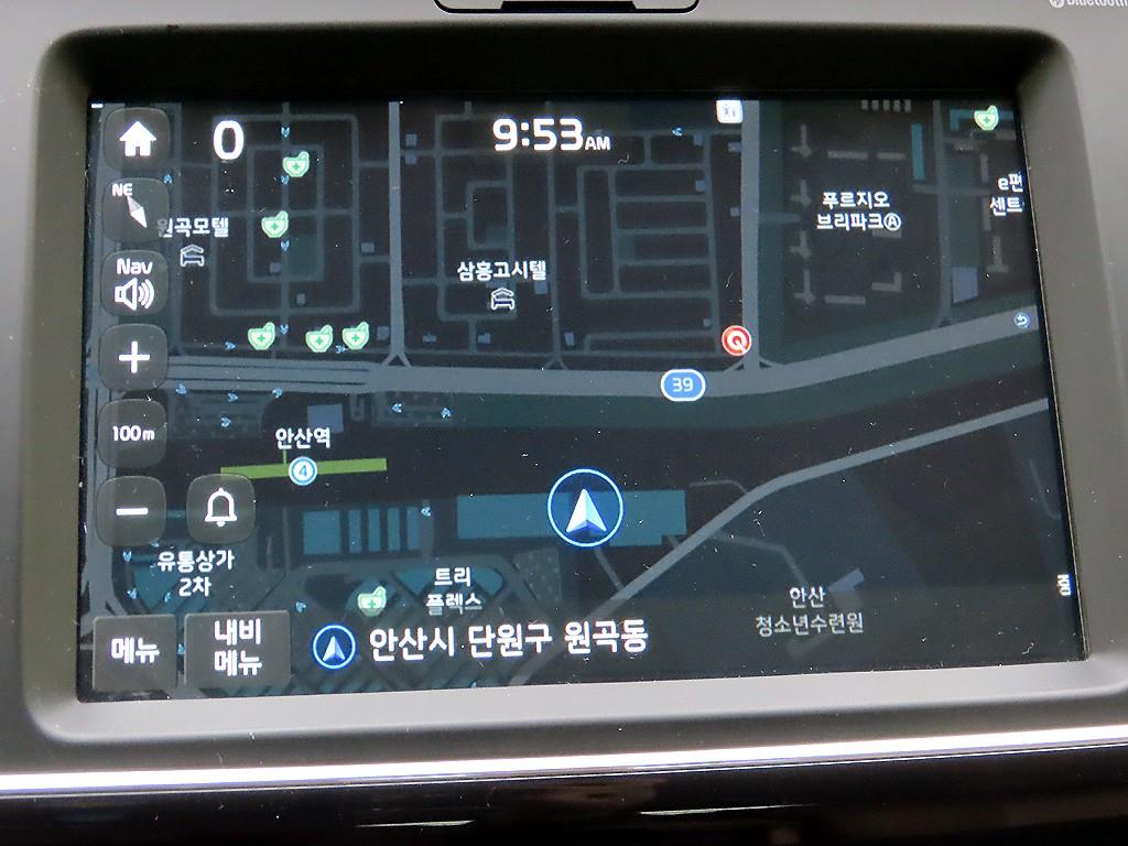KIA Carnival - Vista 9