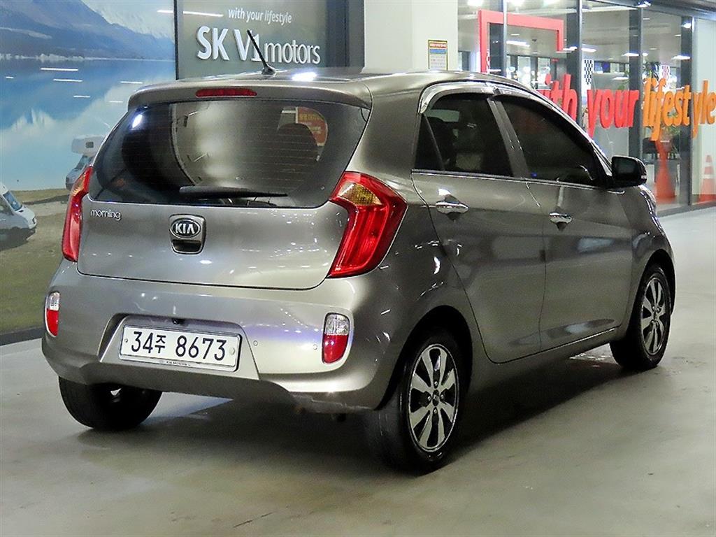 KIA Morning - Vista 4