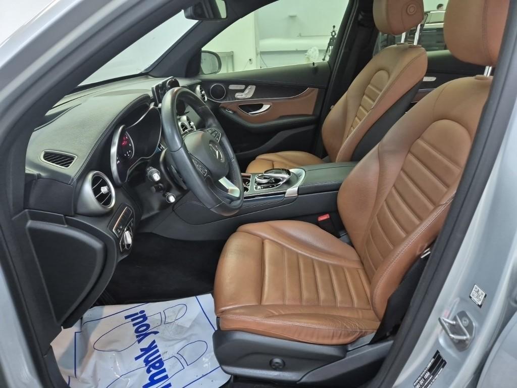 Mercedes Benz GLC Class - Vista 11