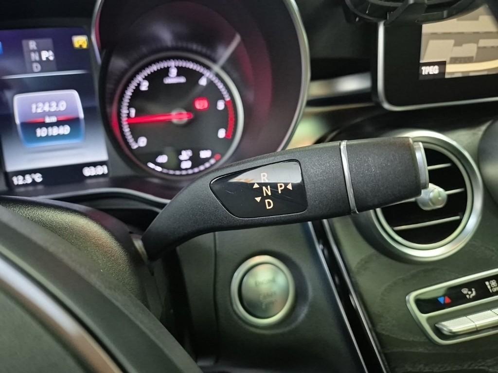 Mercedes Benz GLC Class - Vista 8