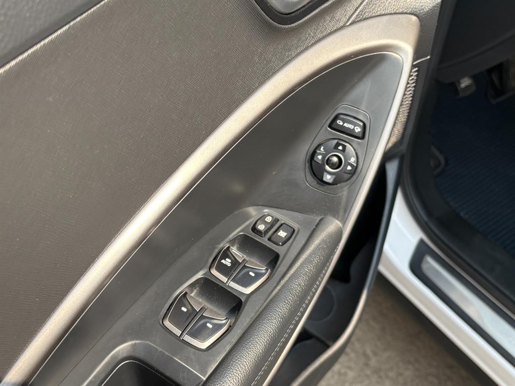 HYUNDAI Santa Fe 2016 Blanco - Importación desde Corea - HF Imports Iquique - Foto 13