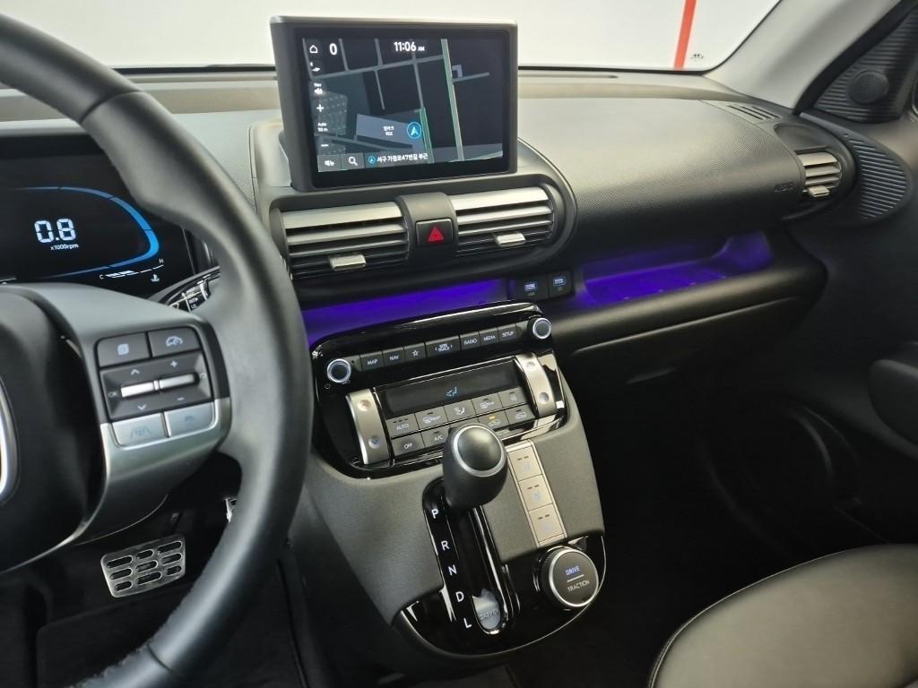 HYUNDAI Casper - Vista 10