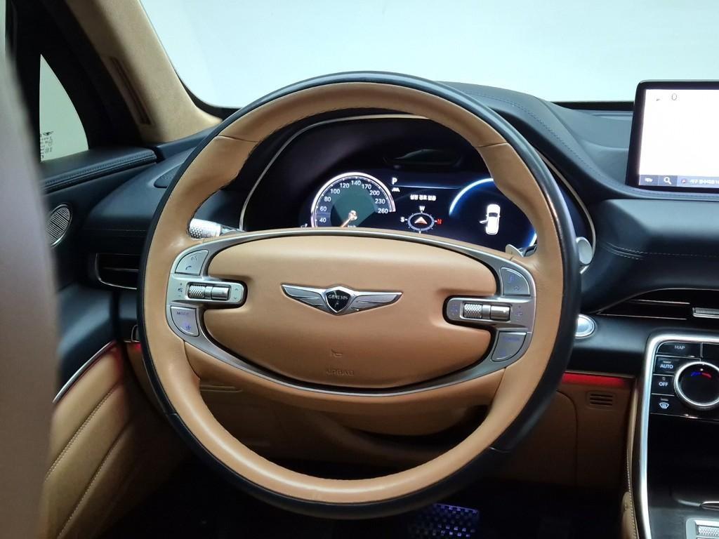 Genesis GV80 - Vista 9