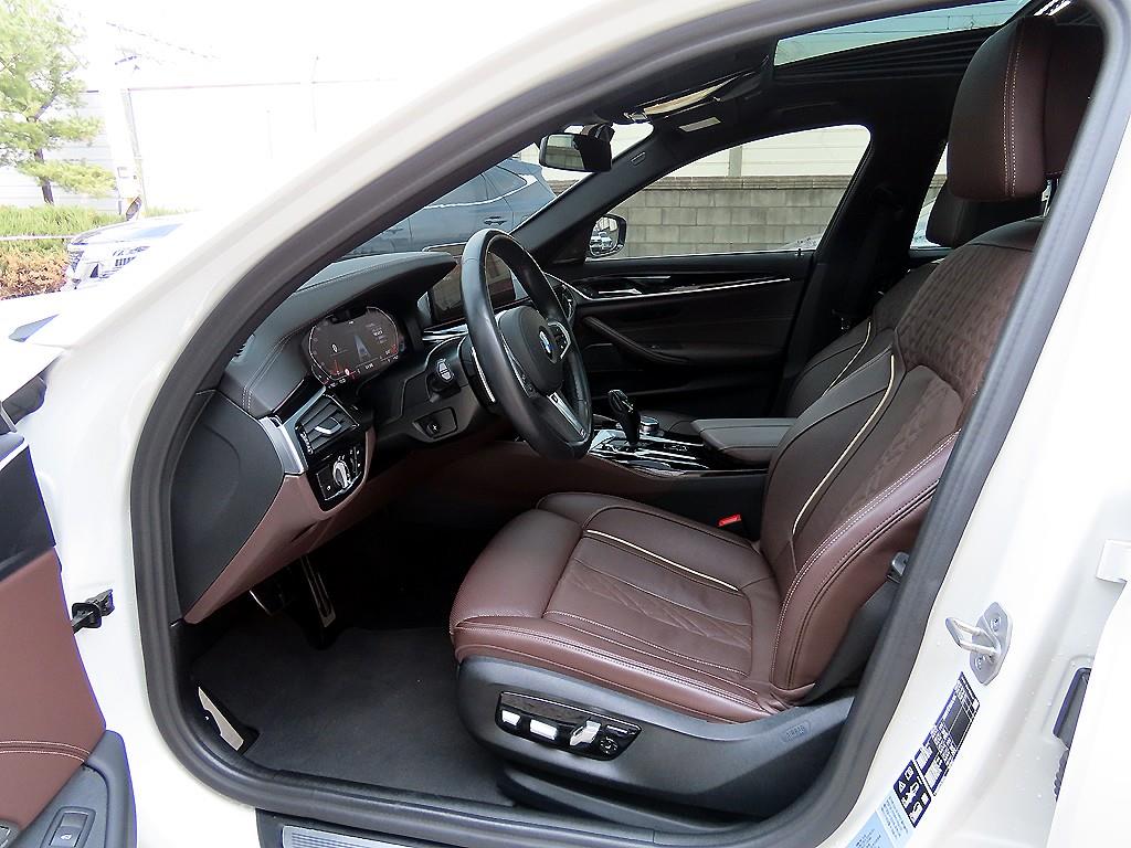 BMW 5 Series - Vista 5