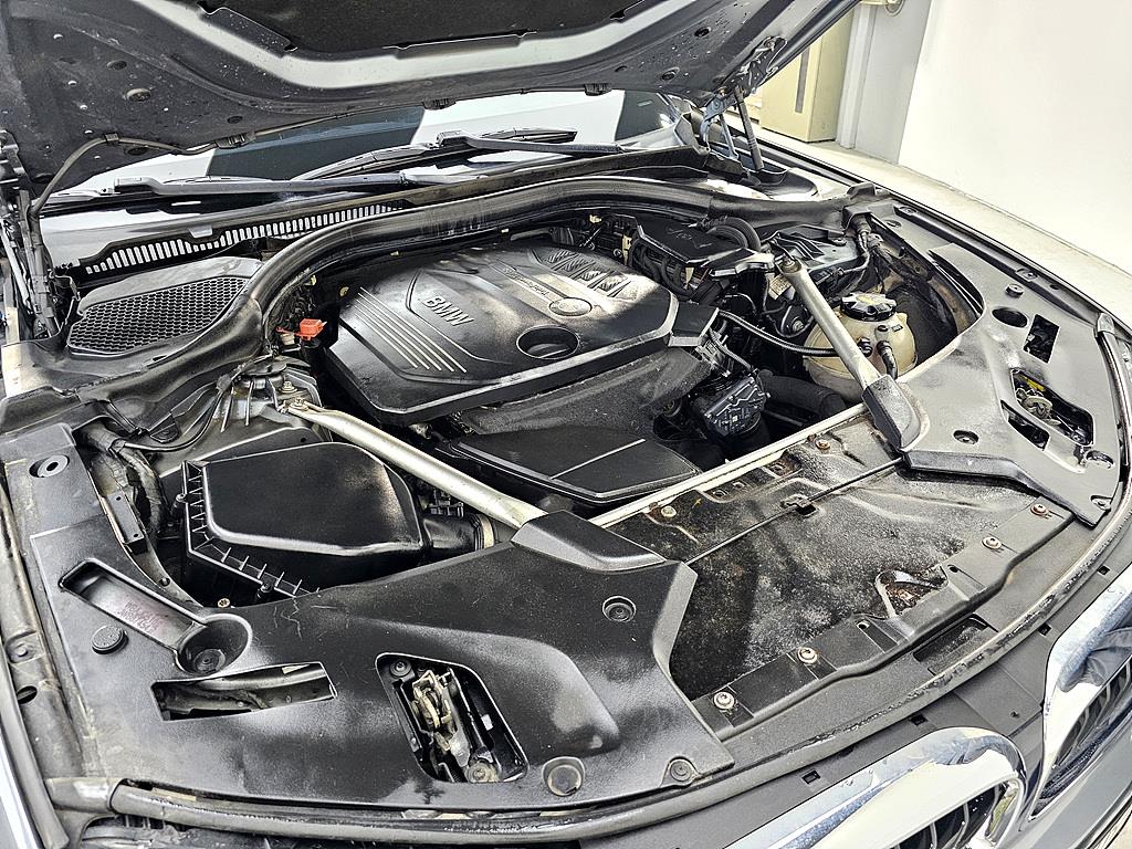 BMW 5 Series - Vista 6