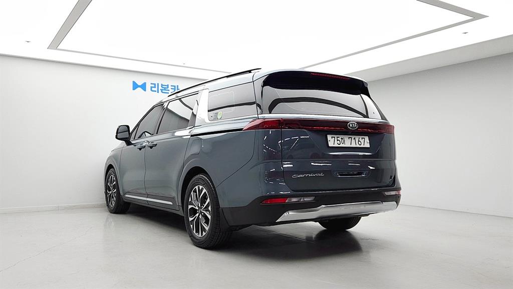KIA Carnival - Vista 6