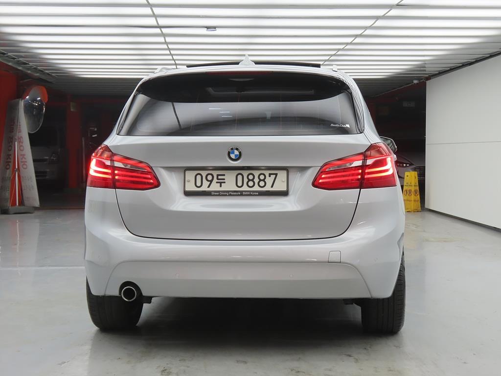 BMW 2 series - Vista 4