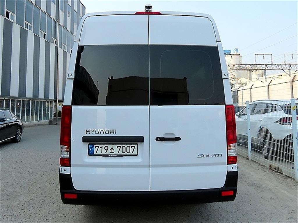 HYUNDAI Solati - Vista 4