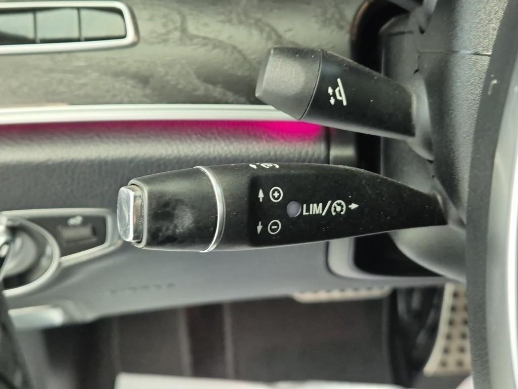 Mercedes Benz E class 2017 Negro - Importación desde Corea - HF Imports Iquique - Foto 13