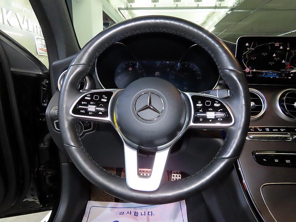 Mercedes Benz GLC Class - Vista 8