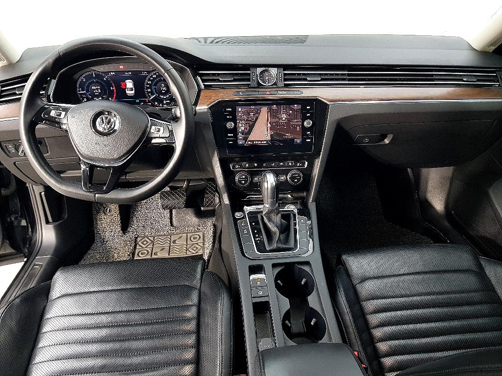 Volkswagen Passat - Vista 5