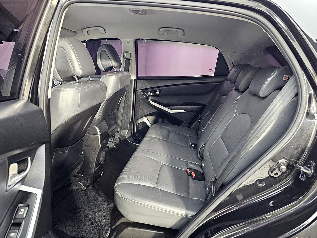 Ssangyong Korando - Vista 9