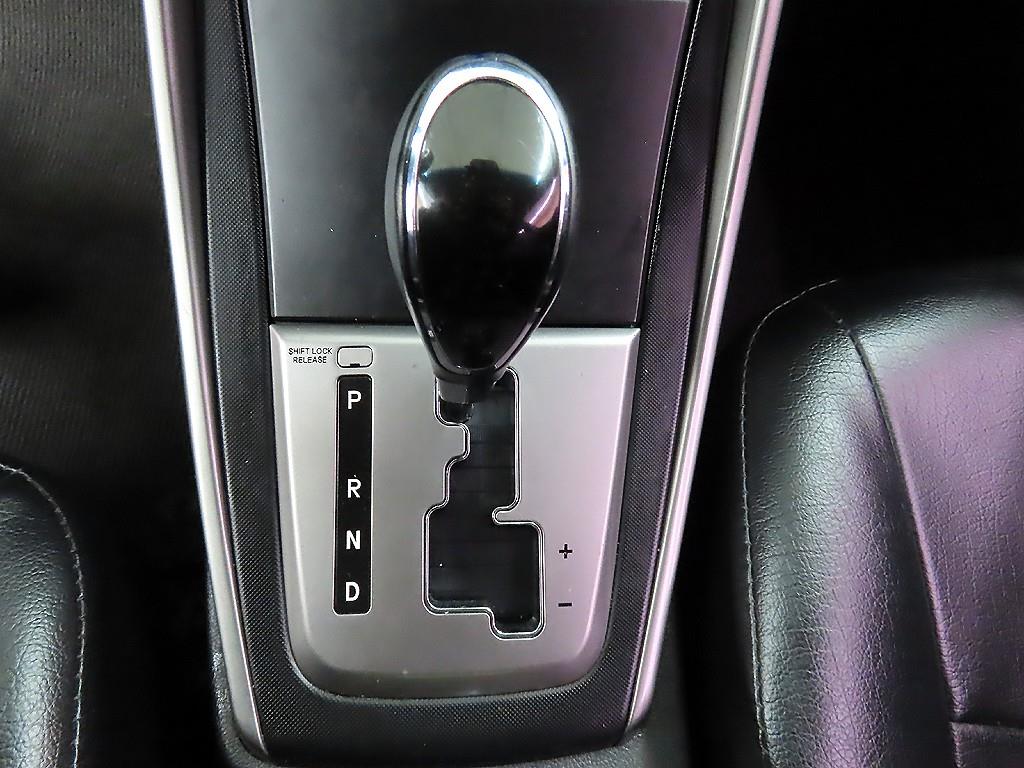 HYUNDAI Avante - Vista 10