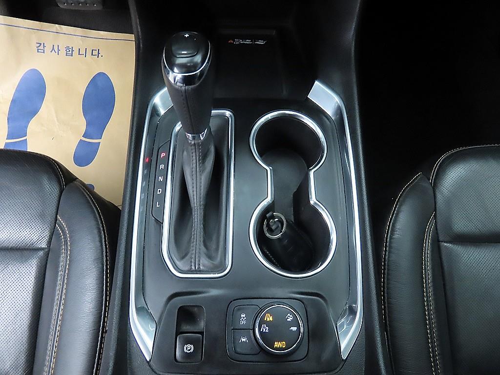 Chevrolet Travers - Vista 10