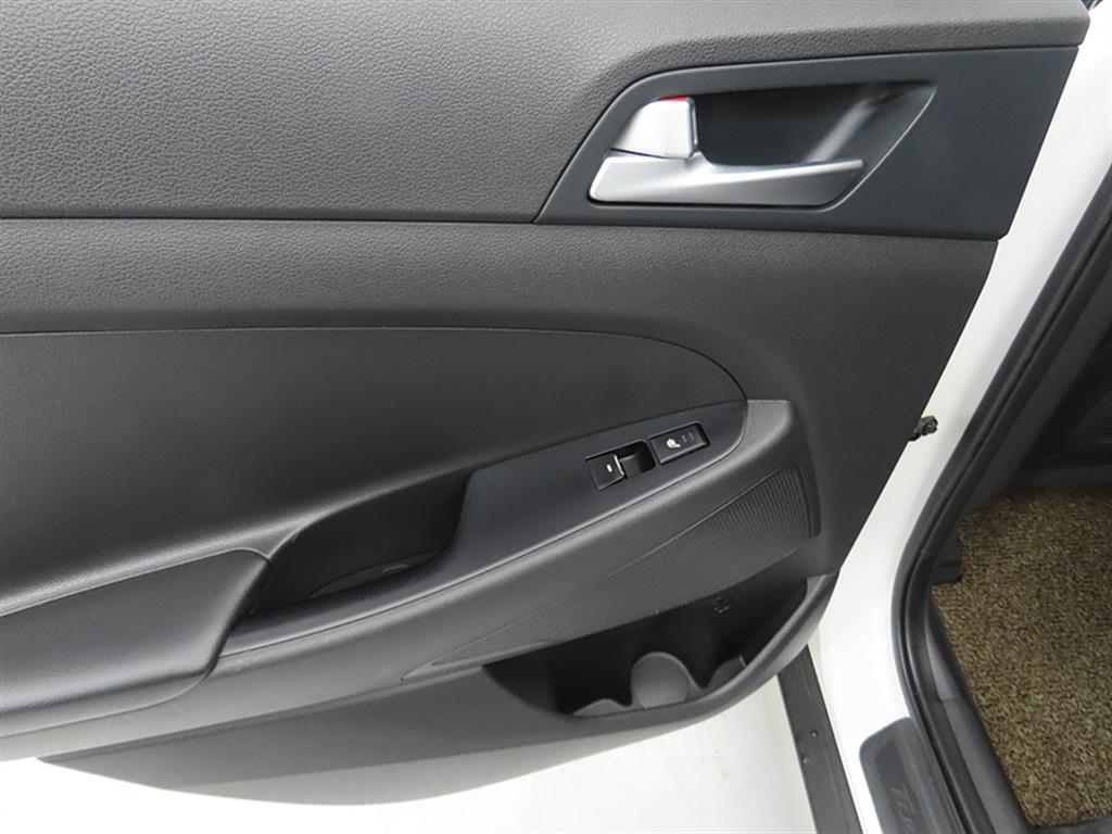 HYUNDAI Tucson 2017 Blanco - Importación desde Corea - HF Imports Iquique - Foto 13