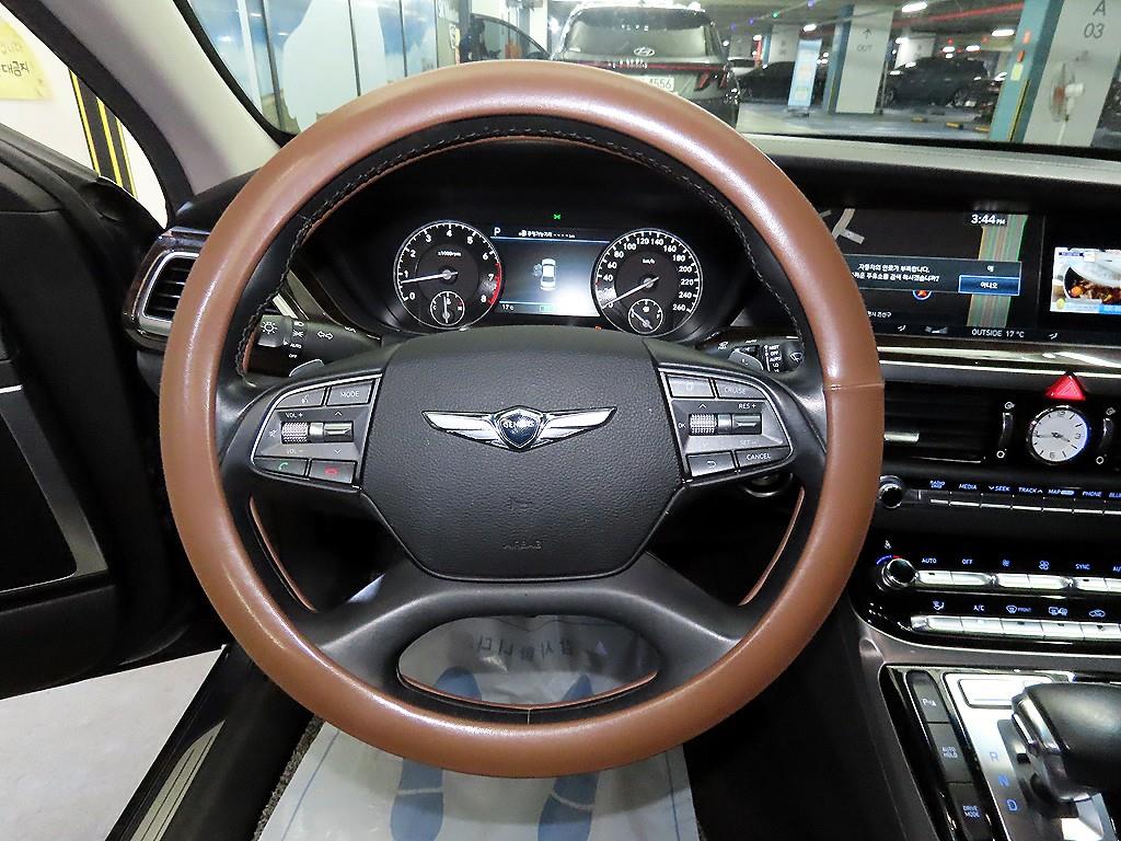 Genesis EQ900 - Vista 8