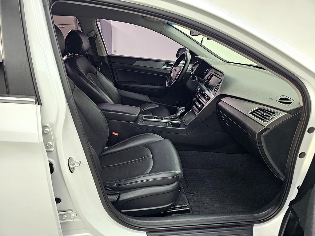 HYUNDAI Sonata - Vista 8