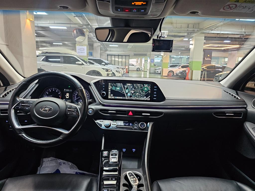 HYUNDAI Sonata - Vista 7