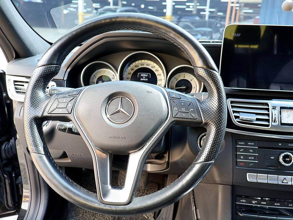 Mercedes Benz E class 2016 Negro - Importación desde Corea - HF Imports Iquique - Foto 8