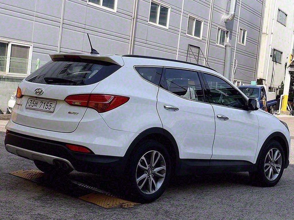 HYUNDAI Santa Fe - Vista 4