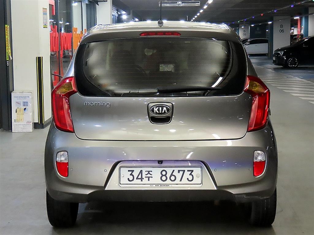 KIA Morning - Vista 5