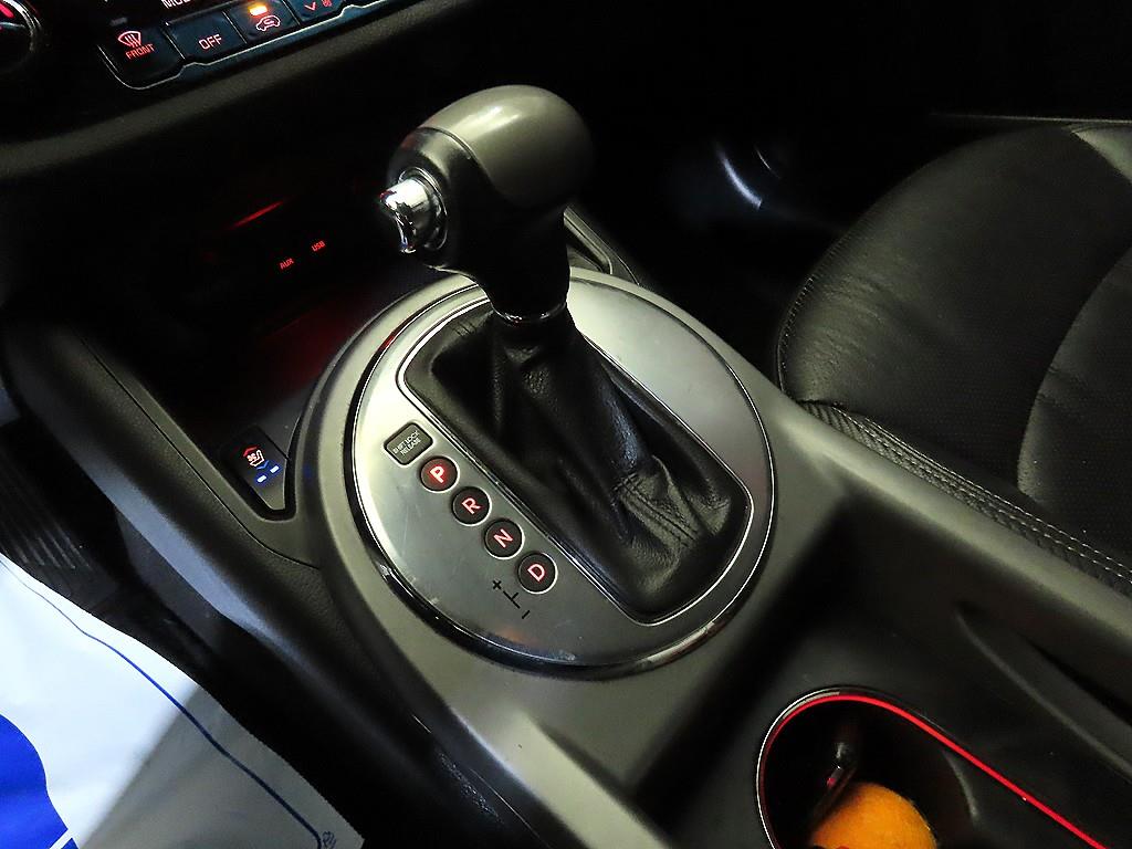 KIA Sportage - Vista 12