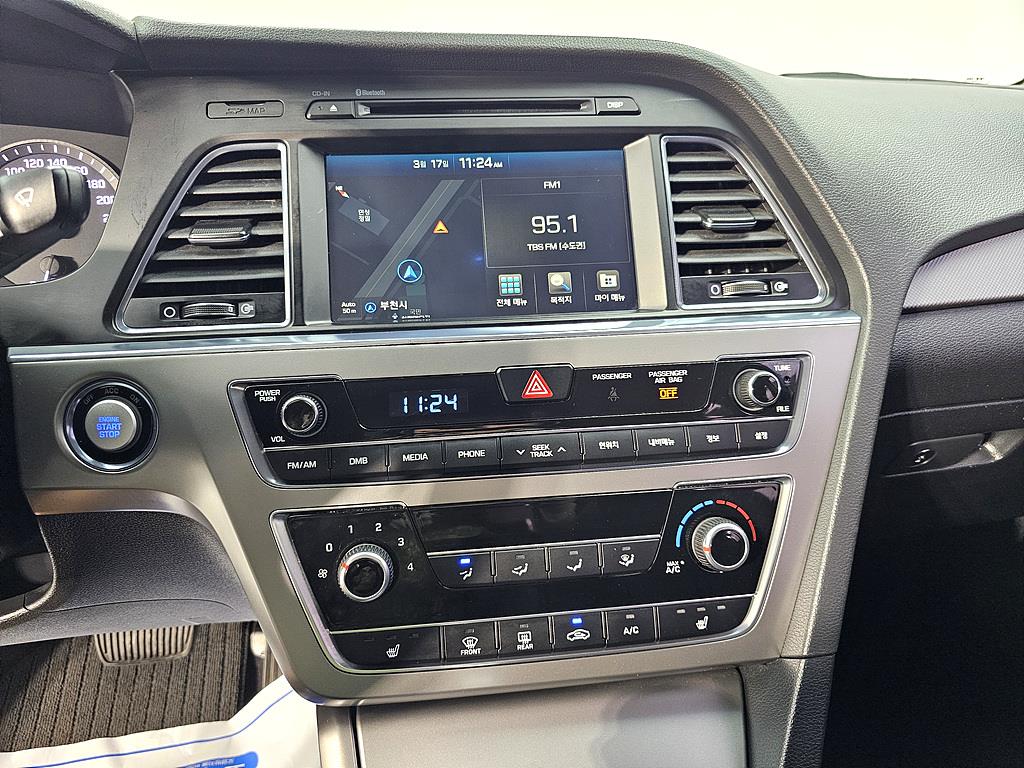 HYUNDAI Sonata - Vista 12