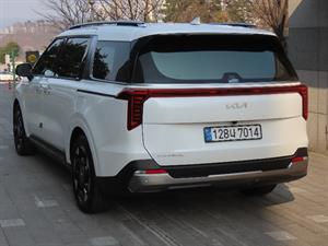 KIA Carnival - Vista 8