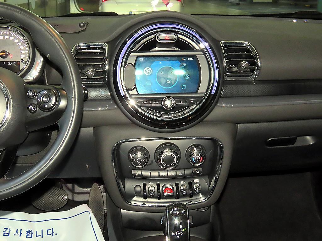 Mini Clubman - Vista 11