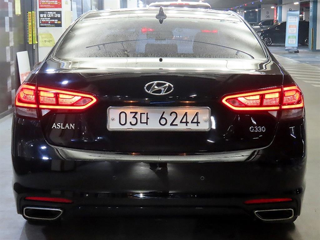 HYUNDAI Aslan - Vista 5