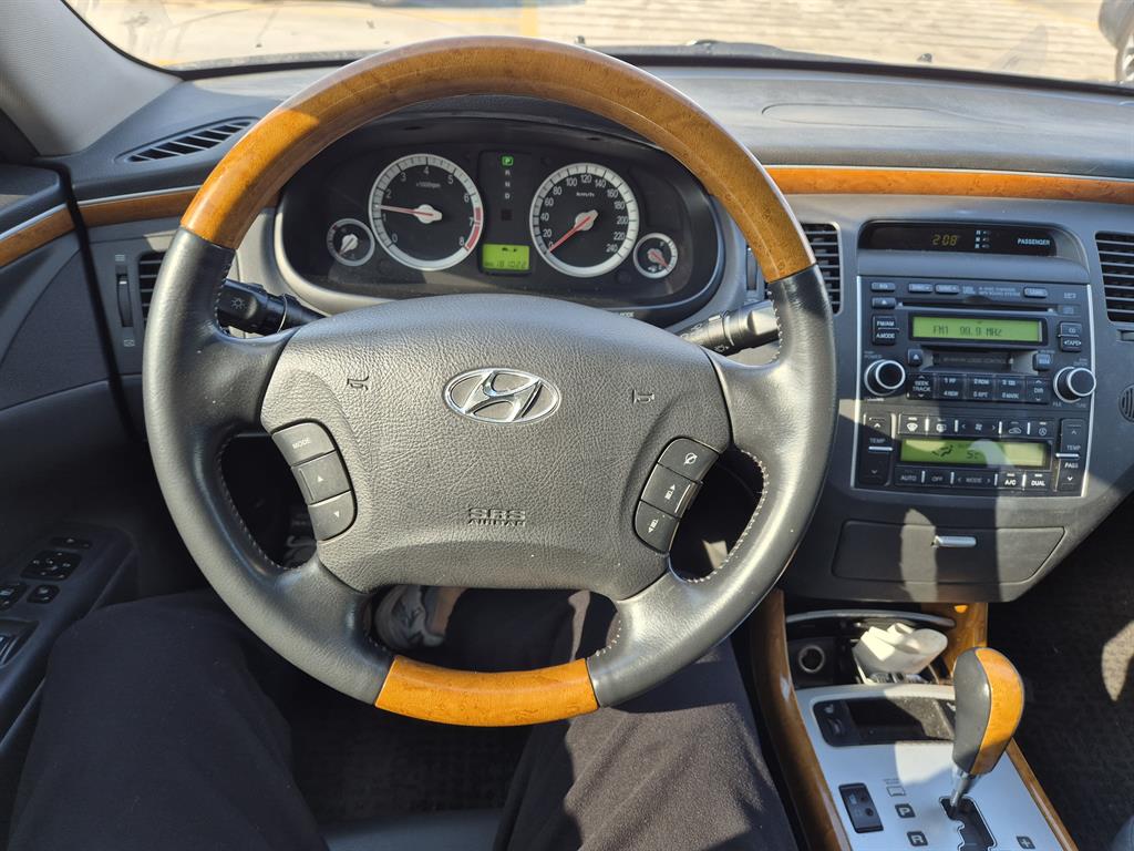 HYUNDAI Grandeur - Vista 9