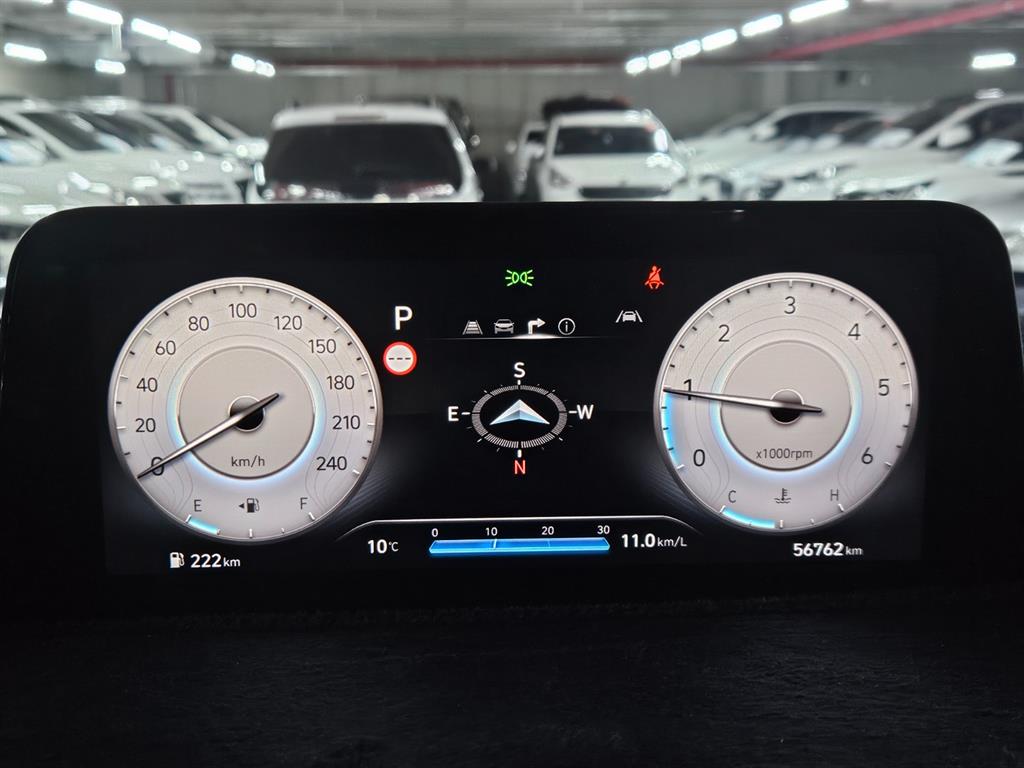 HYUNDAI Staria - Vista 9