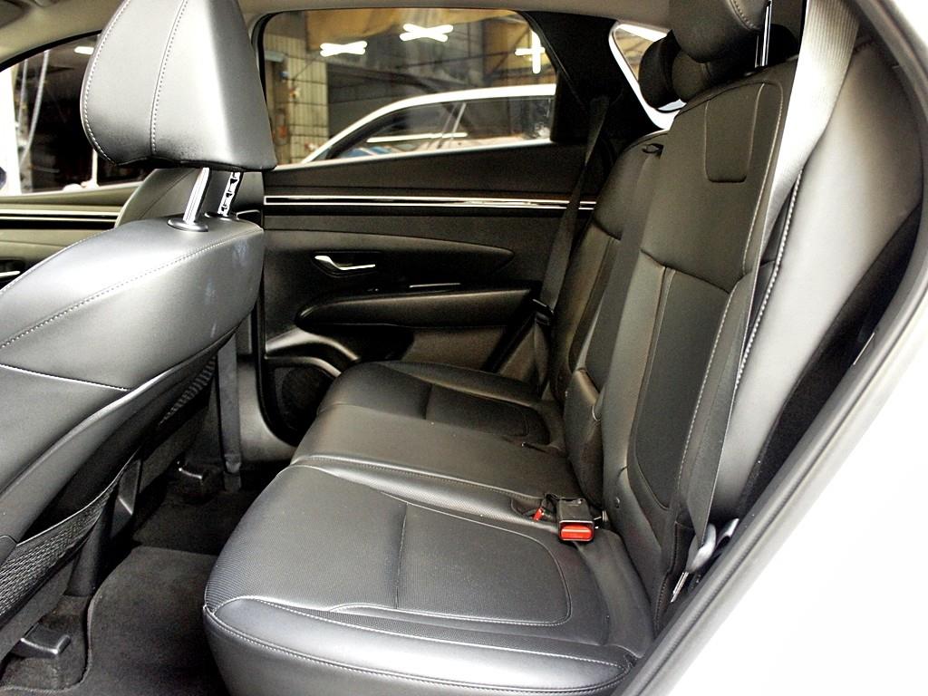 HYUNDAI Tucson - Vista 11