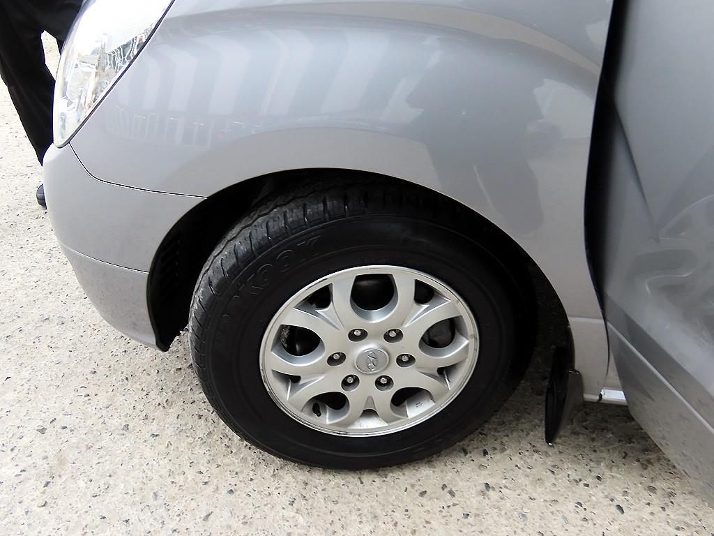 HYUNDAI Starex 2012 Gris - Importación desde Corea - HF Imports Iquique - Foto 20