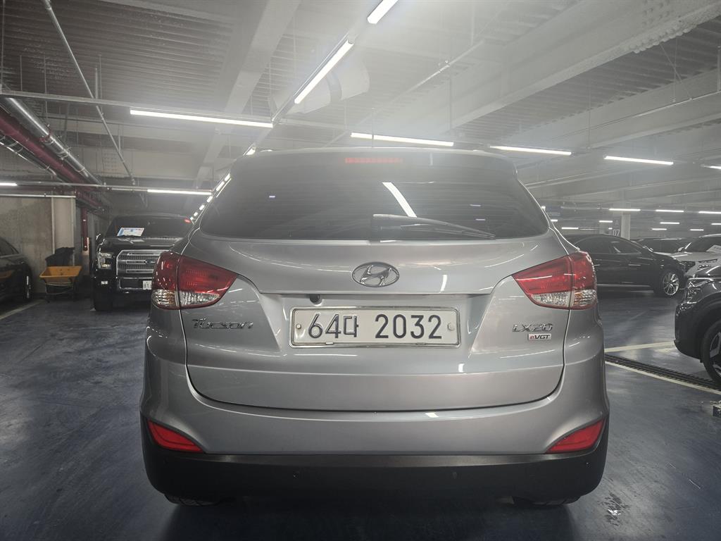 HYUNDAI Tucson - Vista 5