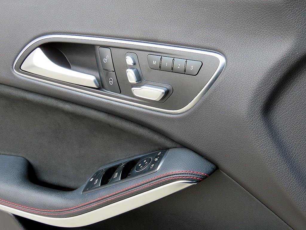 Mercedes Benz CLA Class - Vista 11