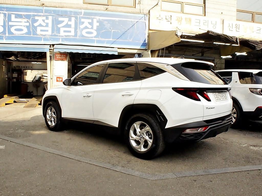 HYUNDAI Tucson - Vista 7