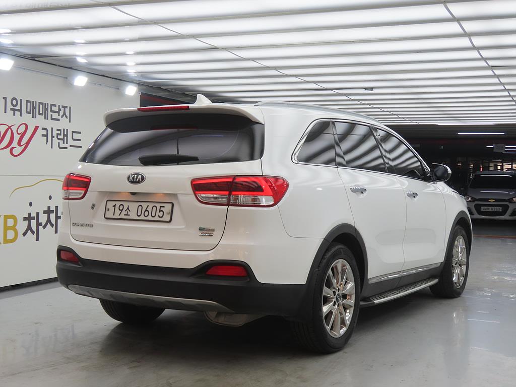 KIA Sorento - Vista 4