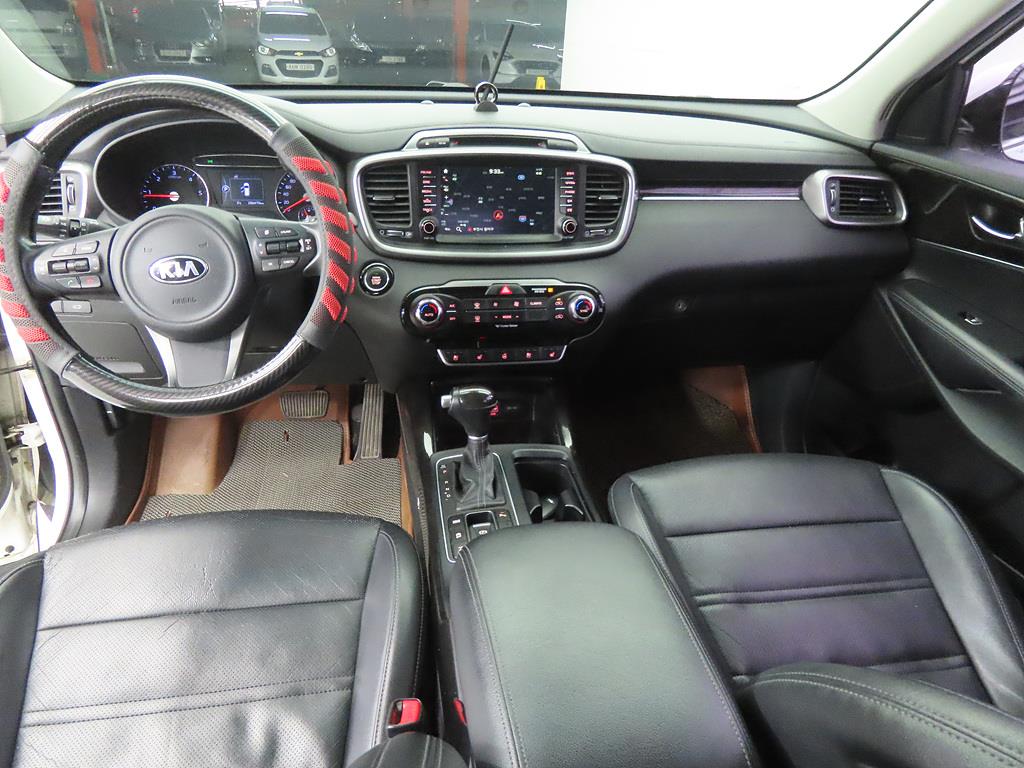 KIA Sorento - Vista 7