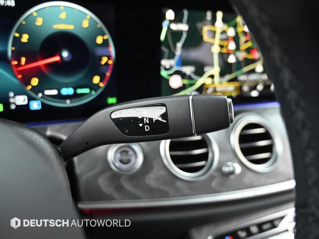 Mercedes Benz E class - Vista 6